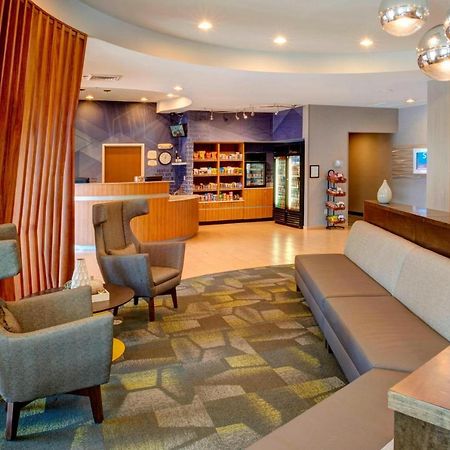 Springhill Suites St. Louis Brentwood Екстериор снимка