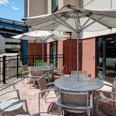 Springhill Suites St. Louis Brentwood Екстериор снимка
