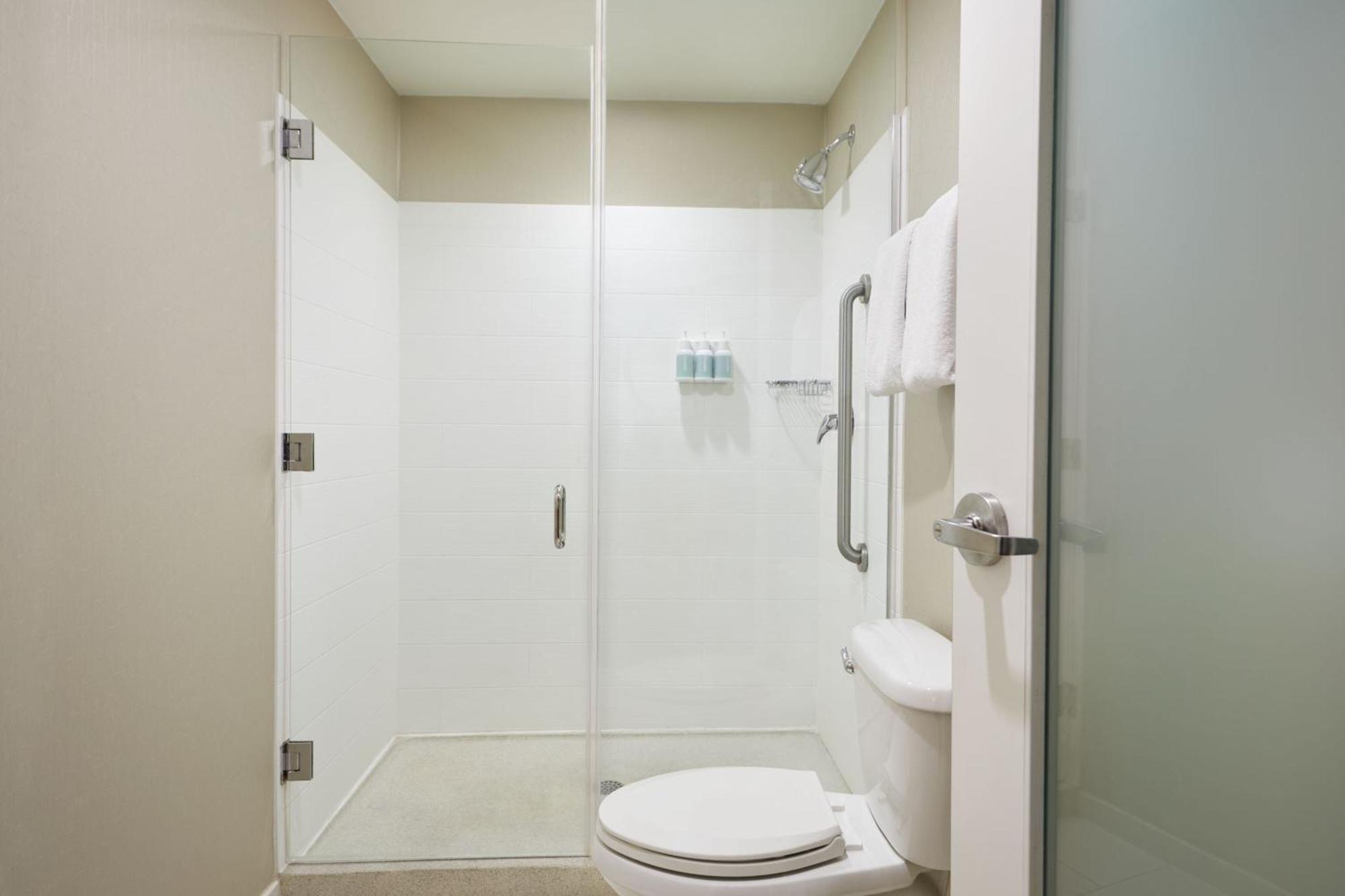 Springhill Suites St. Louis Brentwood Екстериор снимка