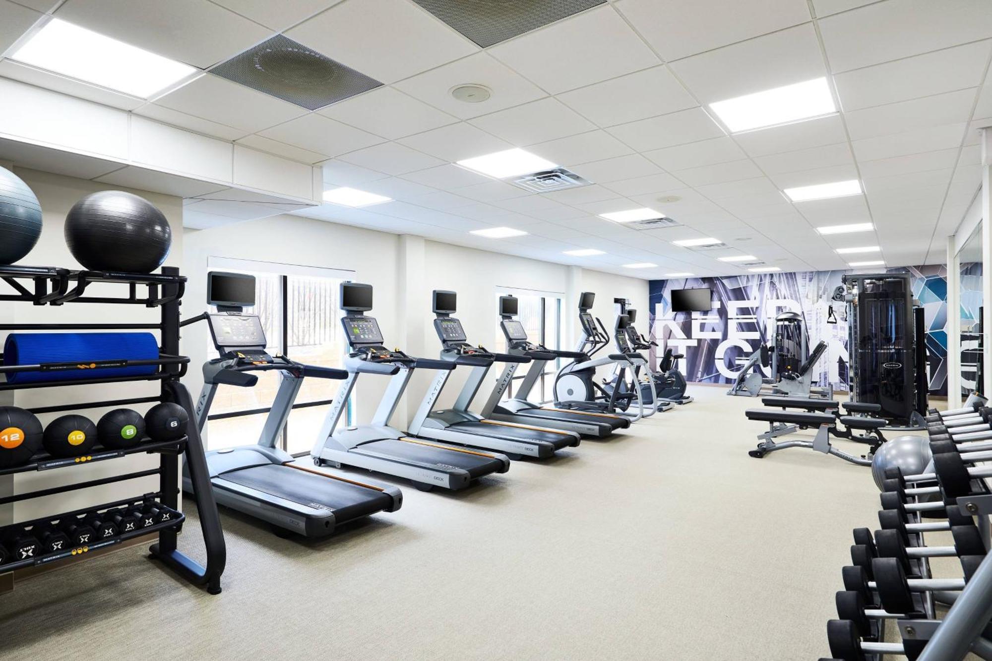 Springhill Suites St. Louis Brentwood Екстериор снимка