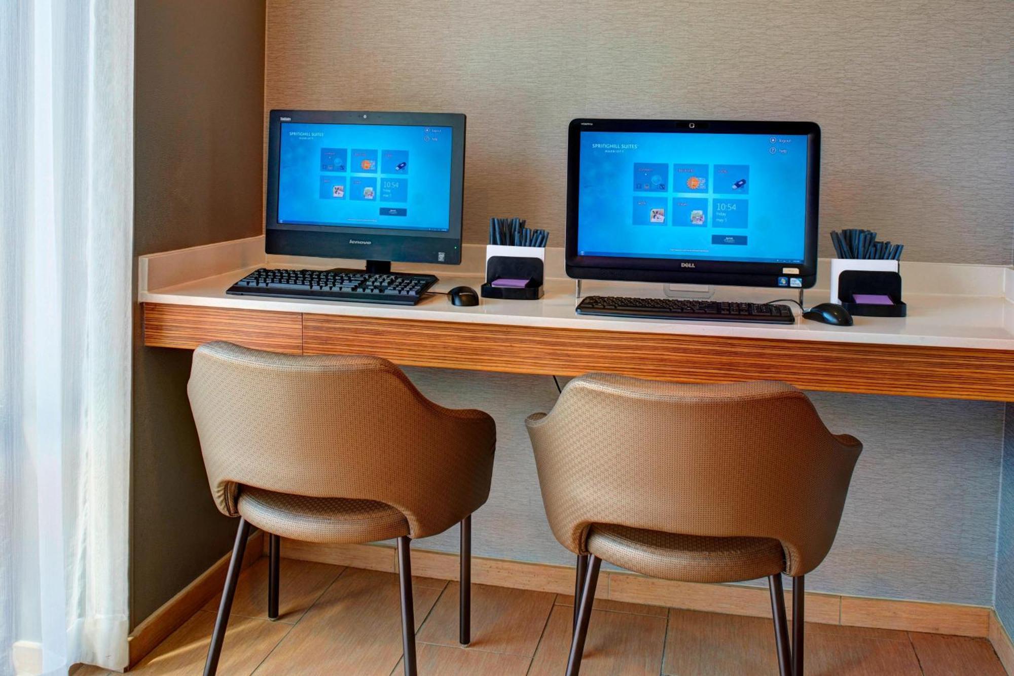 Springhill Suites St. Louis Brentwood Екстериор снимка