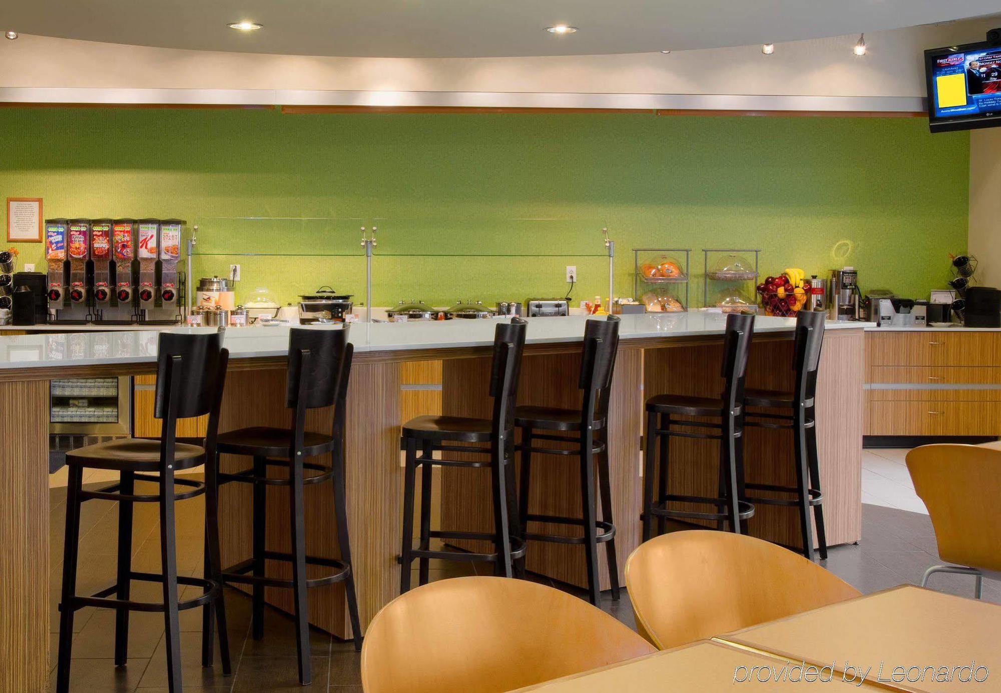 Springhill Suites St. Louis Brentwood Ресторант снимка